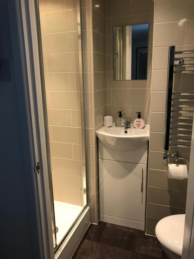 Cwtch Farm Bed & Breakfast Ystalyfera Екстер'єр фото