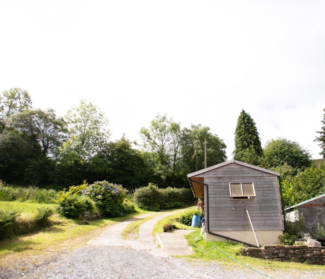 Cwtch Farm Bed & Breakfast Ystalyfera Екстер'єр фото