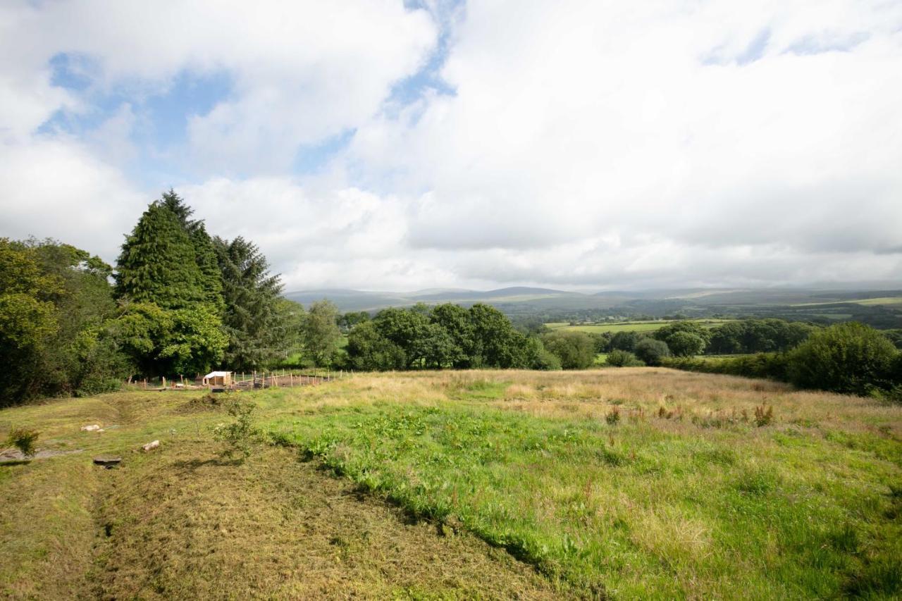 Cwtch Farm Bed & Breakfast Ystalyfera Екстер'єр фото